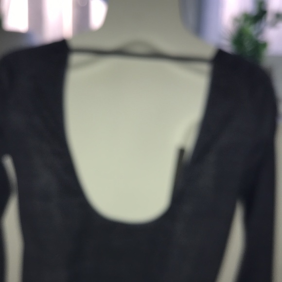 Under Armour top for women - Picture 5 of 5